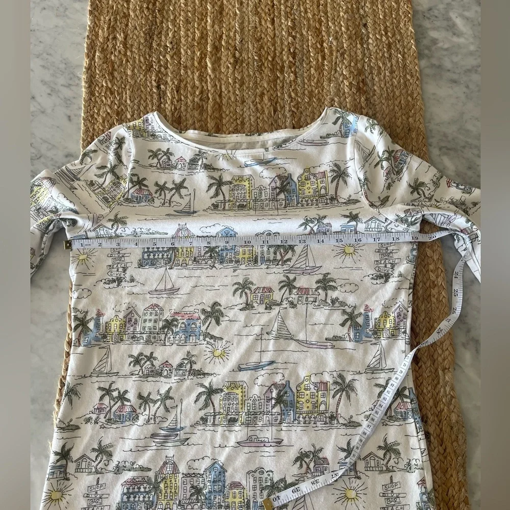 Cute Talbots coastal print tee 🌴 - Picture 7 of 8